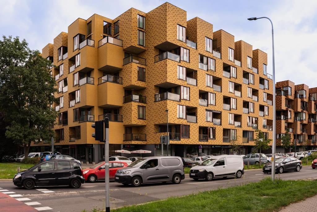 Apartament Na Grabiszynskiej Wroclaw Exterior photo